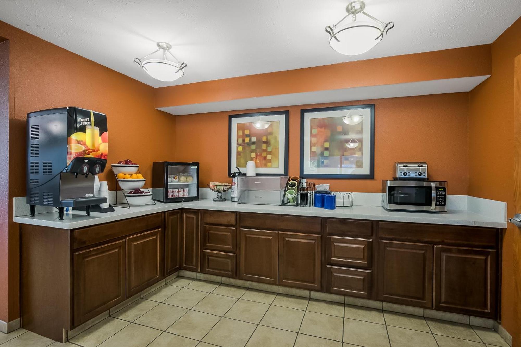 Americas Best Value Sandman Inn La Grande Bagian luar foto